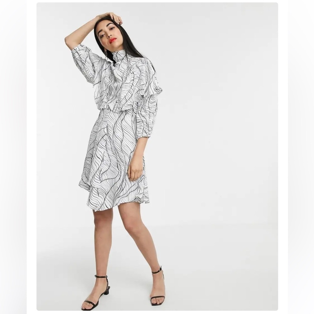 NWT ASOS Black and White sophisticated print dress